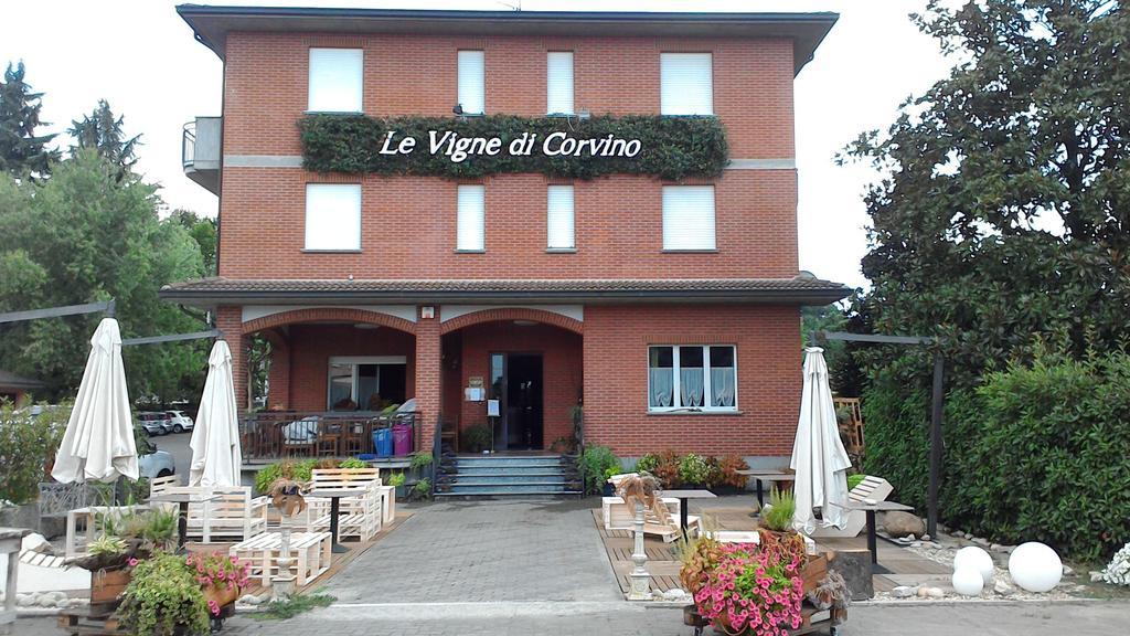 Hotel Le Vigne Di Corvino Casteggio Exterior photo